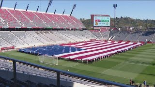 Manchester United takes the pitch for second time at Snapdragon Stadium [upl. by Morgen964]