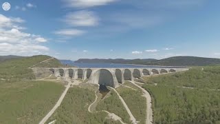 Visite d’un barrage hydroélectrique en réalité virtuelle vidéo 360 4K [upl. by Lleon362]