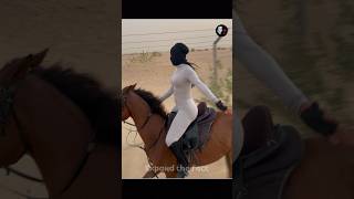 What is this foam on the horses body  shorts [upl. by Beitnes]