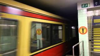 Berlin  Brandenburger Tor Station Sbahn and UBahn 2014 12 24 [upl. by Crean]