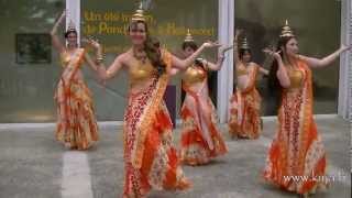 Spectacle de Danse Indienne Bollywood avec Kiya Show2 au Musée Cours de Danse à Bayonne et Biarritz [upl. by Neeroc]