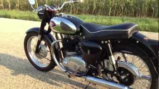 1961 BSA A10 GoldenFlash  Screw City Cycle [upl. by Eelan708]