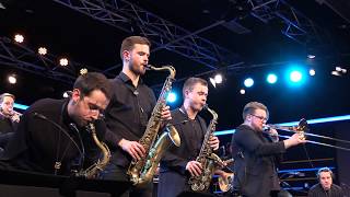 Jazz zum Tanzen Jazzrausch Bigband und Manu Dibango bei der Jazzwoche Burghausen 2018 [upl. by Rehptsirhc]