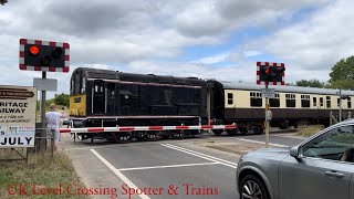 New alarms at Wallingford Level Crossing Oxfordshire [upl. by Adnac]