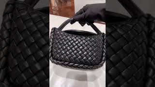 보테가 베네타 BOTTEGA VENETA Mini Cobble Top Handle 805739V3RG11019wwwroseluxcom [upl. by Talanian]