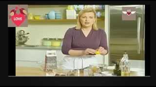 Pastel de Remolacha y Chocolate Anna Olson  Latino [upl. by Celtic]