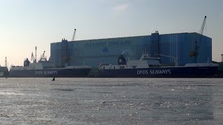 Volkswerft Stralsund  Scandlines und DFDS Fähren im Eis Januar 2014 [upl. by Euphemie]