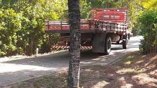 Caminhão descendo ladeira de ré [upl. by Dleifyar]