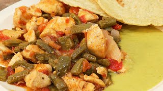 Pollo a la mexicana con nopales [upl. by Enimajneb]