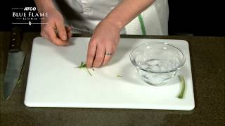 How to make green onion curls for garnish [upl. by Ades]