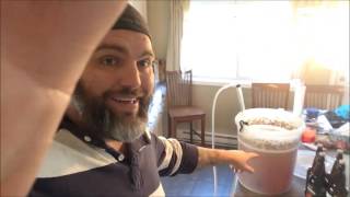 Kegging Coopers Lager with Priming Sugar no Co2 [upl. by Ait608]