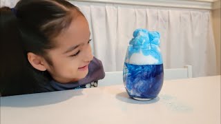 ¡Nube y Lluvia en un Vaso Experimento Para Niños Como Crear Tu Propia Nube [upl. by Uzziel675]