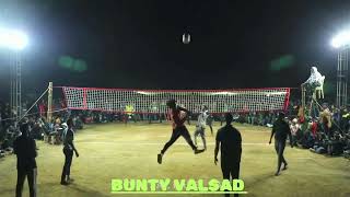 Bunty Valsad vs Jayesh bhai ambapardi shooting volleyball clips at Kelai Songadh valsad songadh [upl. by Powell686]