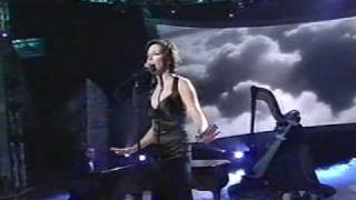 Martina McBride  Concrete Angel LIVE [upl. by Gnohp]