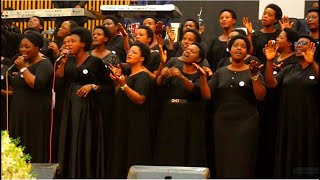 Jehovah jireh Choir mu indirimbo yahimbiye PS Theo acyimara kwitaba Imana ngo umugeni aratashye [upl. by Nanis]