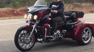 Harley Davidson CVO Trike with independent suspension first test drive [upl. by Rofotsirk]