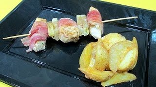 Brochetas de pollo con beicon y piña [upl. by Muriah]