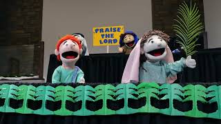 HoHoHosanna  Christian Puppet Song  Highland Impact Puppets [upl. by Nortna75]