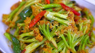 The Best Chinese Cauliflower Stir Fry Recipe [upl. by Way]