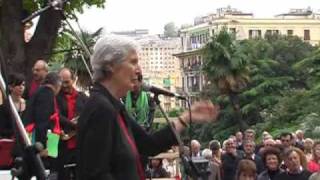 Giovanna Marini canta quotlInternazionalequot [upl. by Ilohcin]