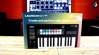 Novation Launchkey 25 MK3  Unboxing [upl. by Atteval511]