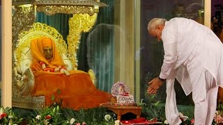 Prime Minister Narendra Modi pays Tribute to HH Pramukh Swami Maharaj [upl. by Atwood]