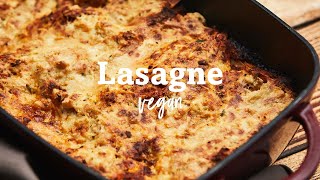 Diese vegane LASAGNE werdet ihr lieben mit cremiger Béchamelsauce [upl. by Kaasi]