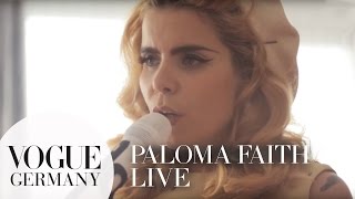 Paloma Faith singt quotOnly Love Can Hurt Like Thisquot live [upl. by Theodore23]