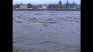 Inondations Alès  8 et 9 septembre 2002 [upl. by Adnohrahs247]