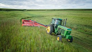 Mowing Ryegrass  John Deere 4640 amp KUHN FC 4060 TCR [upl. by Auqinom]