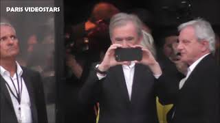 Bernard Arnault LVMH CEO cant believe his eyes so much Taehyung amp Lisa fans  Paris 26 june 2022 [upl. by Liban787]