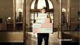 Publicité Zalando  La banque 2011 [upl. by Bronez]