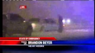 Roads Report Cars Stuck Along I35 In Moore [upl. by Bolger50]