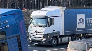 Autobahn A2Graz nach Wien  sehr viel Verkehr und viele LKWsdriving society community truck [upl. by Asim583]