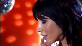 Hande Yener  Yalan Olmasın  Beyaz Show  2007 [upl. by Nairdad752]