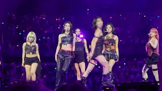 KCON LA D1 072628  Kep1er performing quotWa da daquot fancam [upl. by Ammon400]