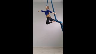 Sekwencja na szarfie  Aerial silks combo shorts [upl. by Naoma760]