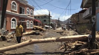 En Dominique les habitants dans le chaos total après Maria [upl. by Ahsiekyt]