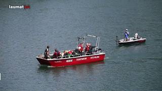 Unfall mit Boot auf Stausee beschäftigte Einsatzkräfte der Feuerwehr [upl. by Bough23]