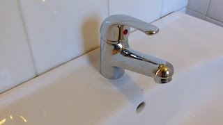 Comment installer un mitigeur de lavabo sur tubes en cuivre [upl. by Anayik880]