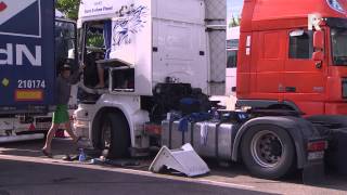 Parkeerplaatsen te duur voor OostEuropese truckers [upl. by Nomrah]