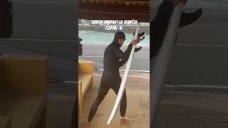 Surfer pendant la tempête Ciaran dans le port de Capbreton 🔥 [upl. by Oznerol]