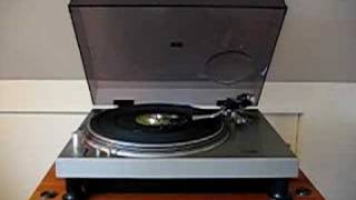 Technics SL1200 Original [upl. by Solotsopa]