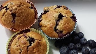 Heidelbeer Bananen Muffins EinfachampLecker [upl. by Denna932]