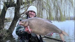 Big bream also saved a carps life clattercote resivoir fishing breamfishing carpfishing [upl. by Naamana328]