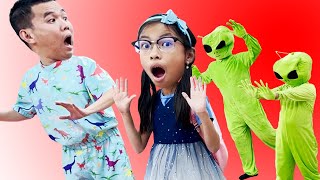 Wendy Pretend Play Story about Aliens [upl. by Stokes]