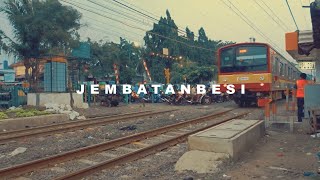 Perlintasan Kereta Api Krl Jembatan Besi [upl. by Nna]