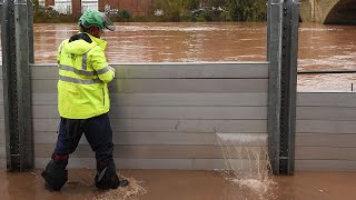 Flood defences How does the UK and rest of the world prevent floods [upl. by Namwen951]