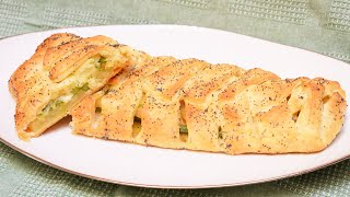 Strudel di pasta sfoglia salato asparagi e patate [upl. by Aisorbma]