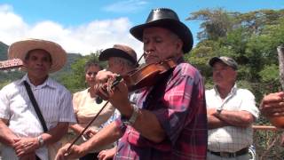 00127 SANARE LARA VENEZUELA  VIOLINES EN SAN AGATON [upl. by Yekim]